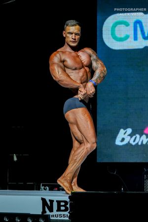 CLASSIC PHYSIQUE +178
